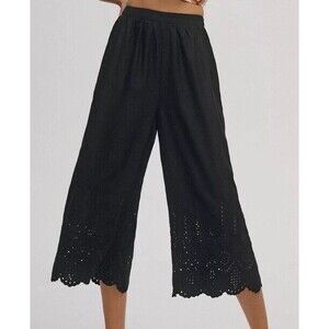 Anthropologie Wide-Leg Eyelet Crop Pants. Size: 10
